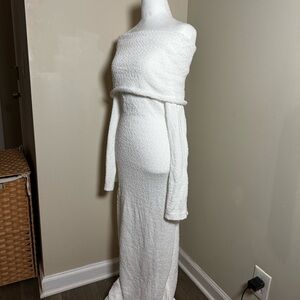 Off-Shoulder White Knit Dress